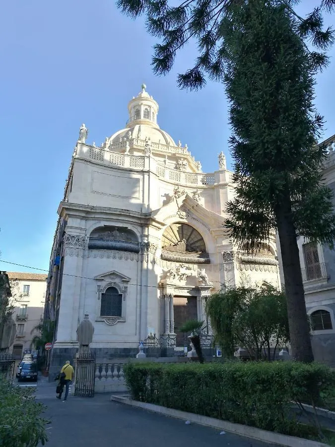 Giovanni S Little House Catania
